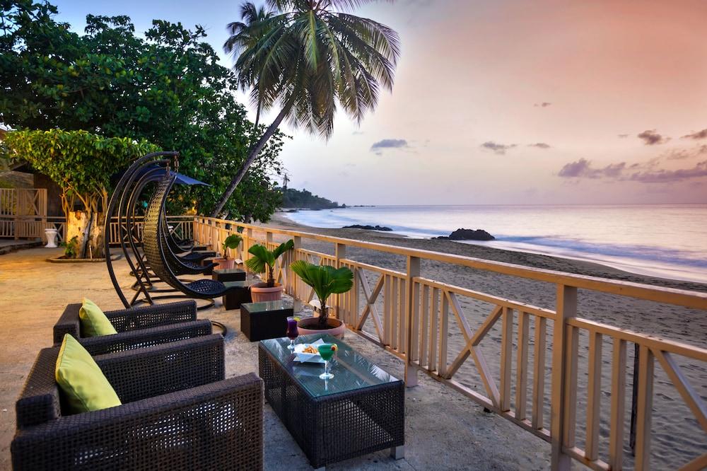 Grafton Beach Resort Black Rock Exteriör bild