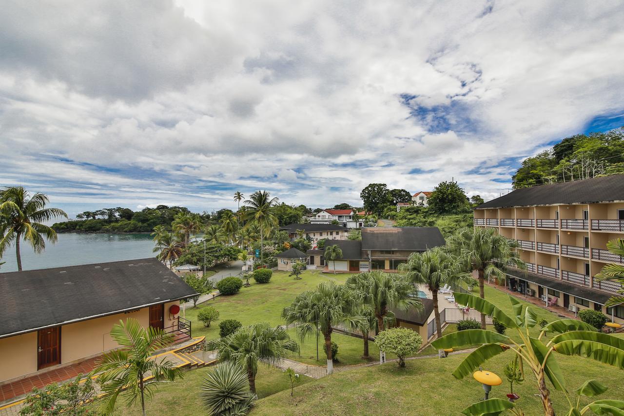 Grafton Beach Resort Black Rock Exteriör bild