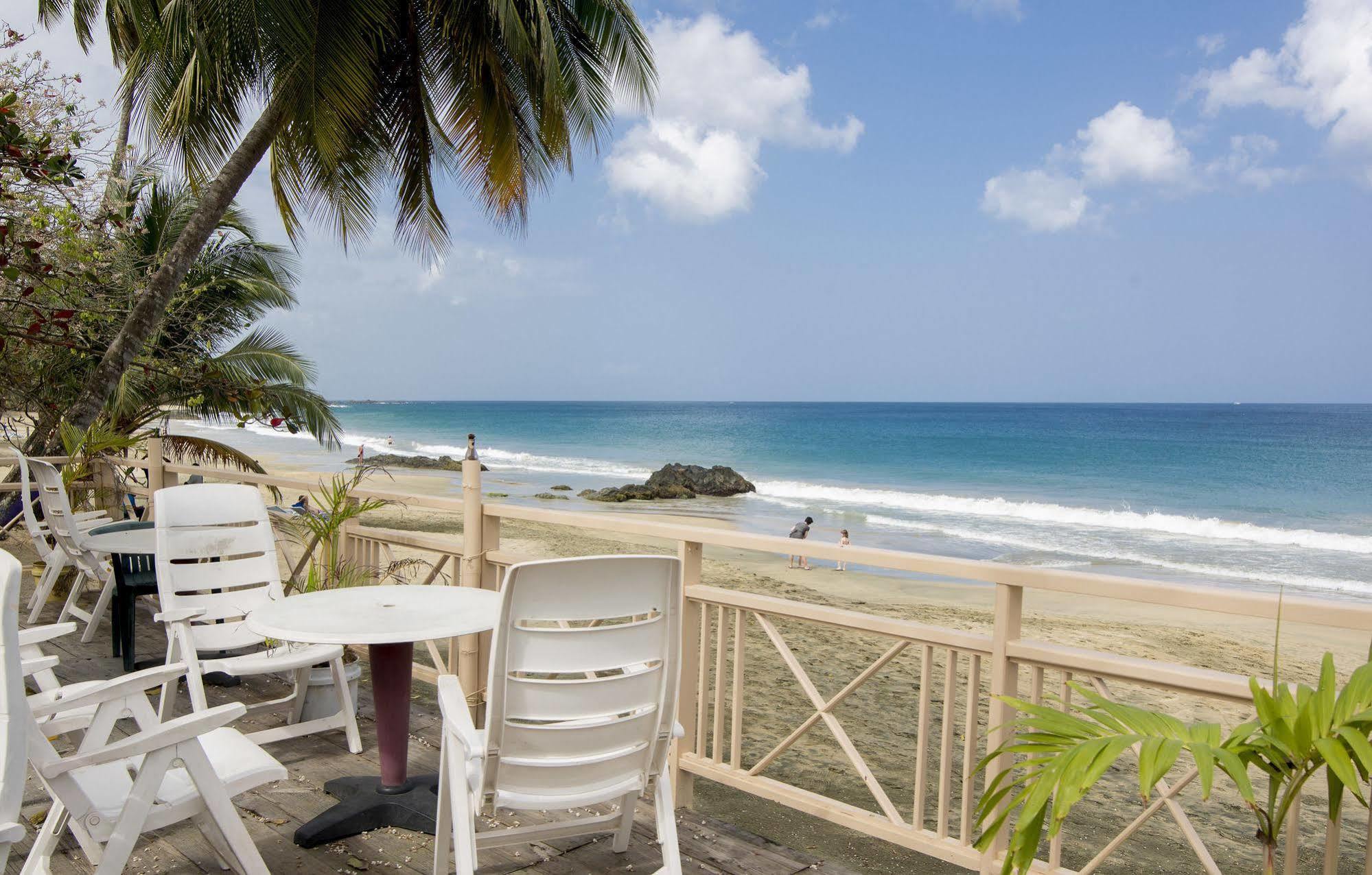 Grafton Beach Resort Black Rock Exteriör bild